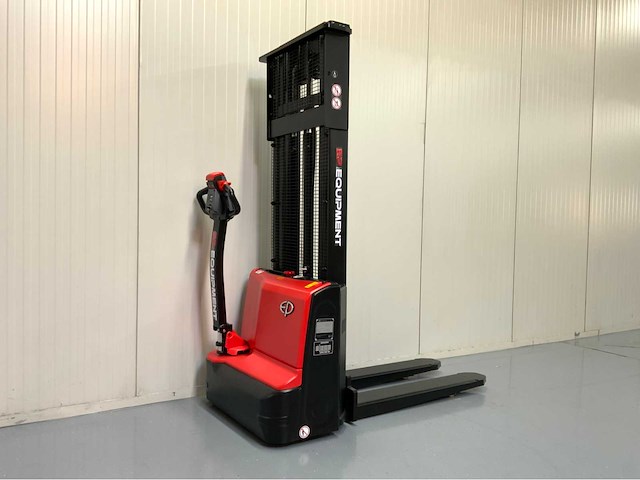 Ep - est 3,0 meter stapelaar - ingebouwde lader - 1500 kg - 2026 - afbeelding 11 van  18