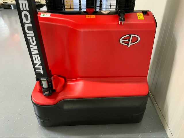Ep - est 3,0 meter stapelaar - ingebouwde lader - 1500 kg - 2026 - afbeelding 2 van  13