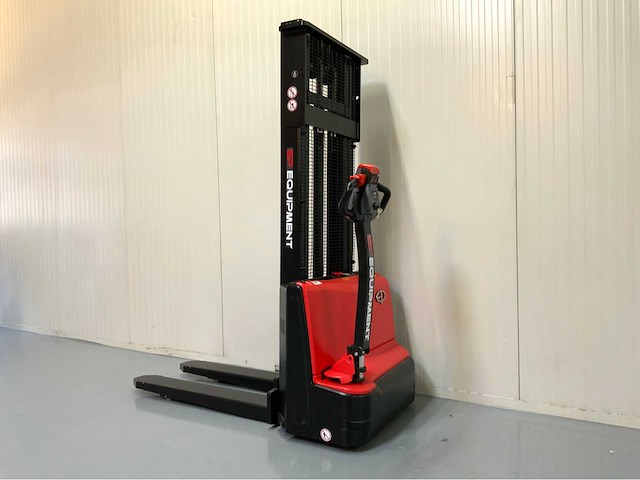 Ep - est 3,0 meter stapelaar - ingebouwde lader - 1500 kg - 2026 - afbeelding 1 van  18