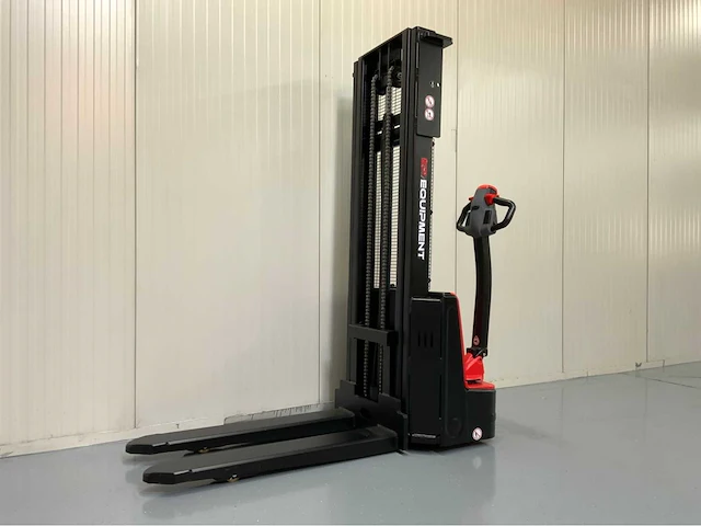Ep - est 3,0 meter stapelaar - ingebouwde lader - 1500 kg - 2026 - afbeelding 15 van  18