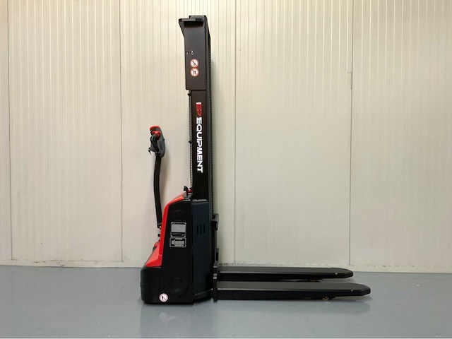 Ep - est 3,0 meter stapelaar - ingebouwde lader - 1500 kg - 2026 - afbeelding 8 van  11