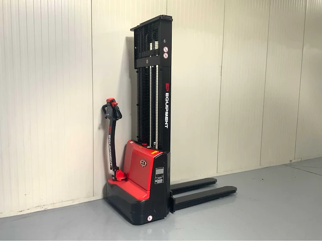 Ep - est 3,3 meter stapelaar - interne lader - 1500 kg - 2026 - afbeelding 11 van  15