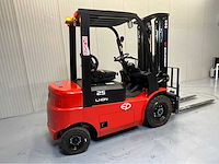 Ep efl252x vorkheftruck triplex- vorkensteller - lithium-ion accu - freelift - sideshift -495 uur - 2024 - afbeelding 19 van  21