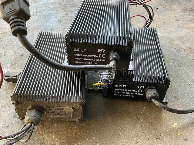 Ep esch24v10a acculader (3x) - afbeelding 2 van  3