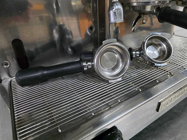 Epobar - new elegance mac29r - 2 pistons espressomachine - afbeelding 9 van  10