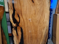 Epoxy tafel 120x75 met set u poten, 2025 - afbeelding 1 van  5