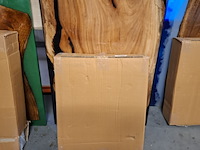 Epoxy tafel 120x75 met set u poten, 2025 - afbeelding 4 van  5