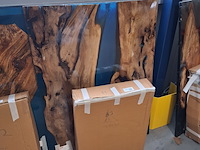 Epoxy tafel blauw 120x90cm, 2025 - afbeelding 3 van  3