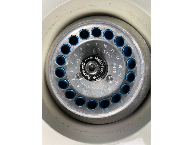 Eppendorf - 5415 c - centrifuge - afbeelding 6 van  10