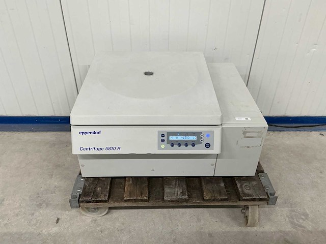 Eppendorf - 5810r - centrifuge - afbeelding 2 van  4