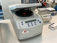Eppendorf 5425r centrifuge