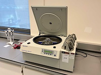 Eppendorf 5810 r high speed refrigerated laboratory centrifuge - afbeelding 2 van  6