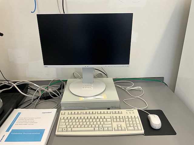 Eppendorf bioflow 320 bioreactor regelsysteem - afbeelding 11 van  14
