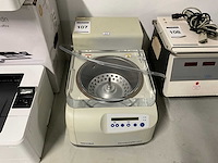 Eppendorf concentrator plus vacuüm centrifuge - afbeelding 3 van  4