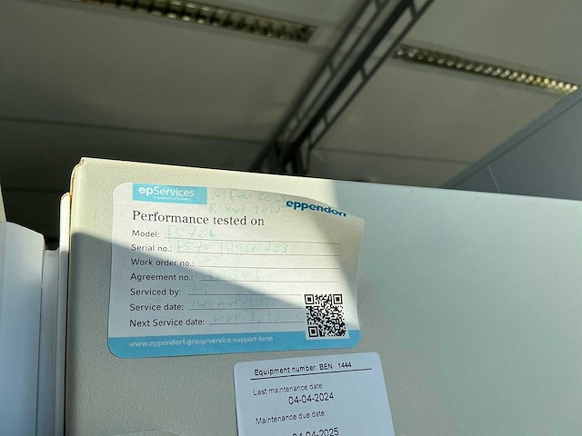 Eppendorf cryocube f570h ultra-lage temperatuur laboratoriumvriezer (2x) - afbeelding 8 van  12