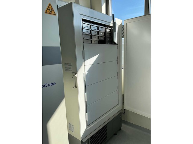 Eppendorf cryocube f570h ultra-lage temperatuur laboratoriumvriezer (2x) - afbeelding 12 van  12