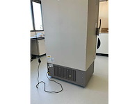 Eppendorf cryocube f570h ultra-lage temperatuur laboratoriumvriezer - afbeelding 5 van  9