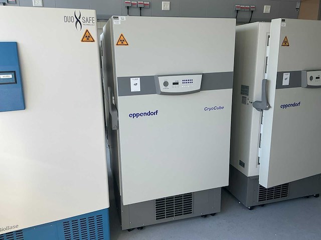 Eppendorf cryocube f570h ultra-lage temperatuur laboratoriumvriezer - afbeelding 1 van  8