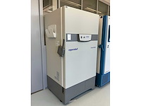 Eppendorf cryocube f740h ultra-lage temperatuur laboratoriumvriezer - afbeelding 2 van  8