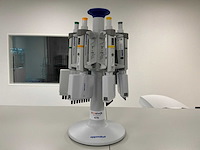 Eppendorf multi pipettenassortiment - afbeelding 1 van  3