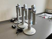 Eppendorf multipette e3 repeaterpipet (3x) - afbeelding 2 van  5