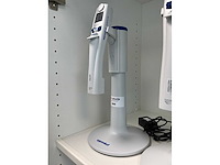 Eppendorf multipette e3x pipet - afbeelding 1 van  3
