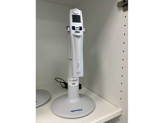 Eppendorf multipette e3x - afbeelding 2 van  3