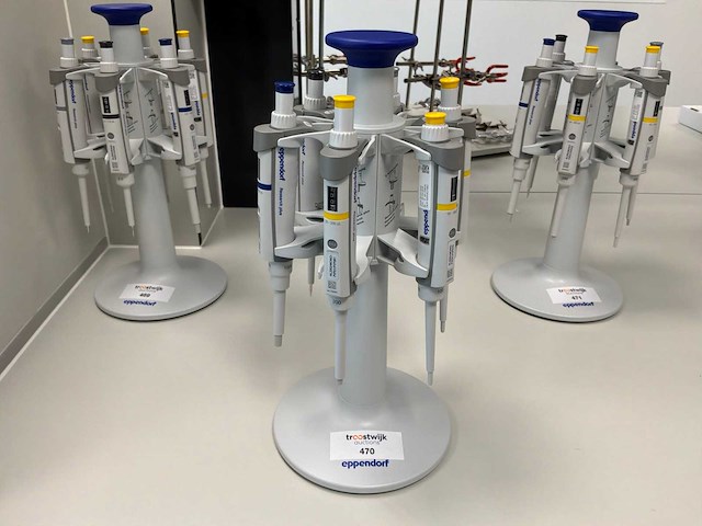 Eppendorf pipettenassortiment - afbeelding 1 van  4