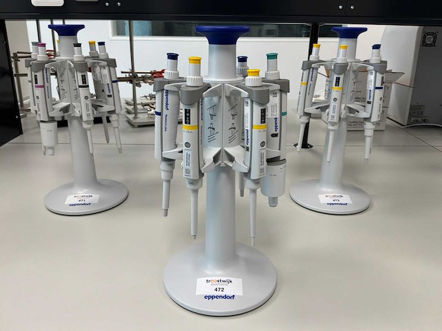 Eppendorf pipettenassortiment - afbeelding 1 van  4