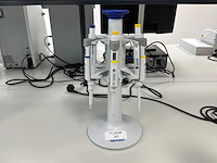 Eppendorf pipettenassortiment - afbeelding 1 van  3