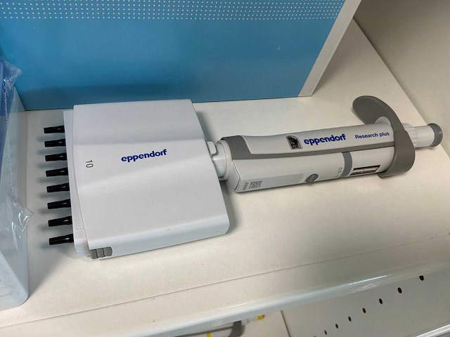 Eppendorf research plus multi pipette (4x) - afbeelding 2 van  4