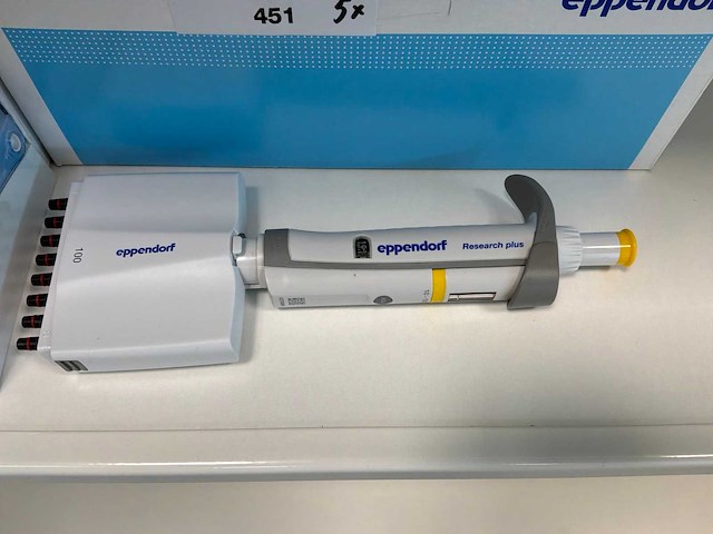 Eppendorf research plus multi pipette (5x) - afbeelding 2 van  4