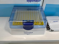 Eppendorf research plus multi pipette (5x) - afbeelding 3 van  4