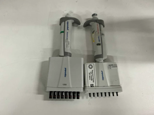 Eppendorf research plus multi pipette - afbeelding 8 van  8