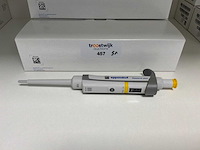 Eppendorf research plus pipet (5x) - afbeelding 1 van  2