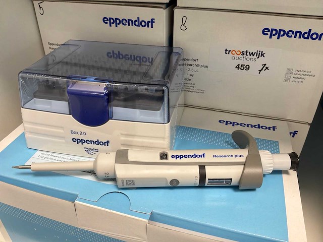 Eppendorf research plus pipet (7x) - afbeelding 1 van  2