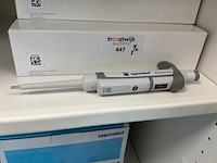 Eppendorf research plus pipet (7x)