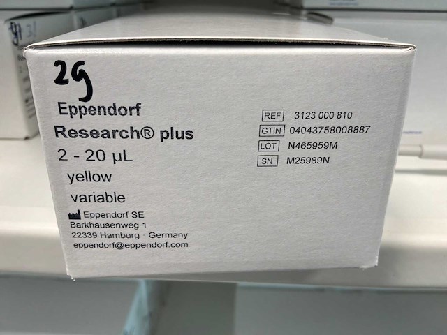 Eppendorf research plus pipet (8x) - afbeelding 1 van  2