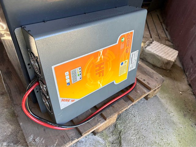 Eps 48 volt pzs 620ah accu met acculader tractiebatterij / heftruckbatterij - afbeelding 15 van  17
