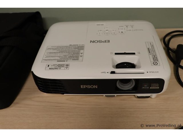 Epson beamer eb-u04 incl. afstandsbediening - afbeelding 2 van  9