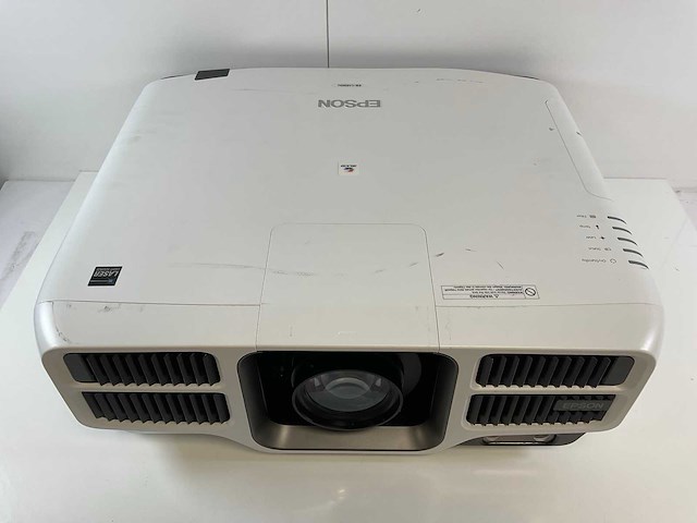 Epson (eb-l1490u) 9000 lumen wuxga projector (204 lamp hours) - afbeelding 4 van  7