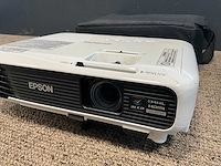 Epson eb-u04 3lcd projector - afbeelding 3 van  6