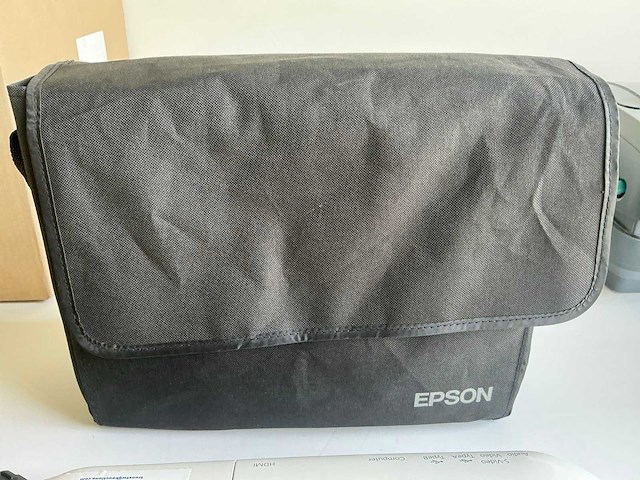 Epson eb-x12 lcd projector - afbeelding 5 van  7