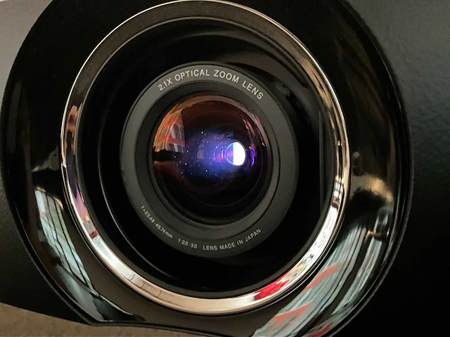 Epson eh-ls1200b 4k uhd 2200 lumen hdr10+ beamer - afbeelding 5 van  7