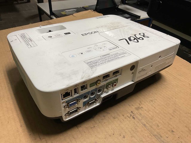 Epson h818b lcd projector - afbeelding 3 van  6