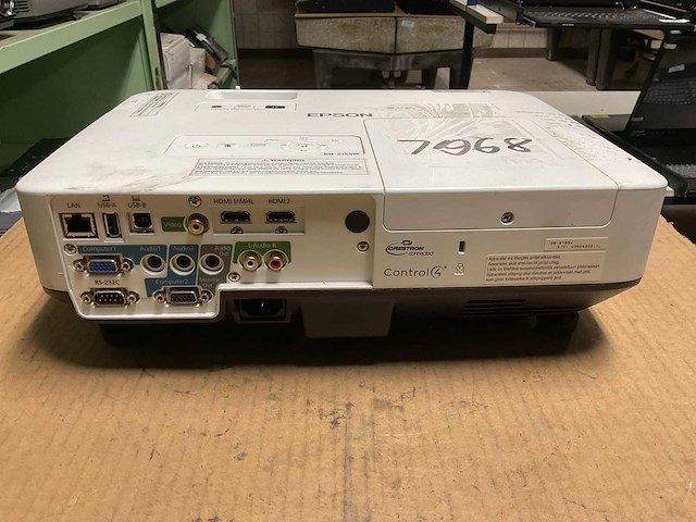 Epson h818b lcd projector - afbeelding 4 van  6