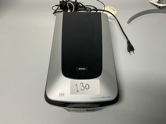 Epson perfection 4490 scanner - afbeelding 2 van  5