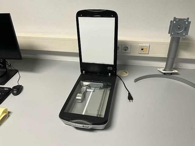 Epson perfection 4490 scanner - afbeelding 4 van  5