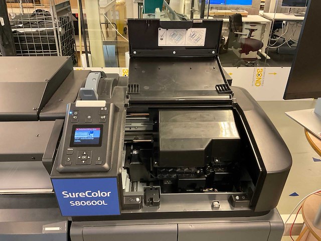 Epson surecolor s80600l / k351a grootformaat printer - afbeelding 11 van  11