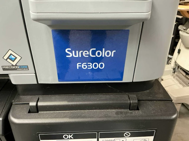 Epson surecolor sc-6300 printer & scanner - afbeelding 9 van  18